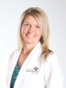 Jennifer Medina FNP Provider Headshot